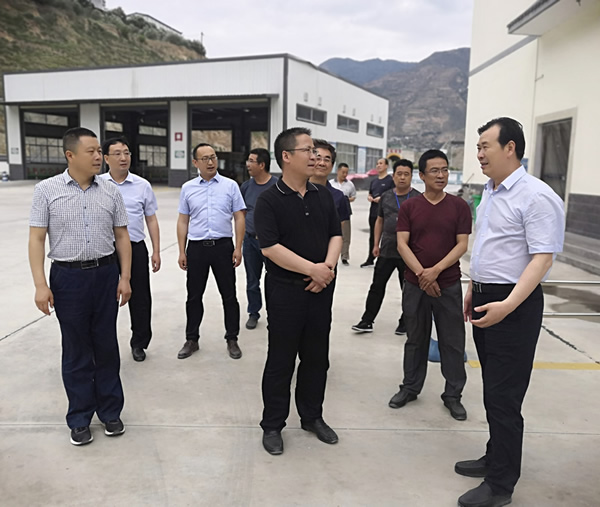 隴南市委常委、組織部部長楊郃調(diào)研指導(dǎo)市龍江城鄉(xiāng)發(fā)展集團(tuán)公司黨建工作
